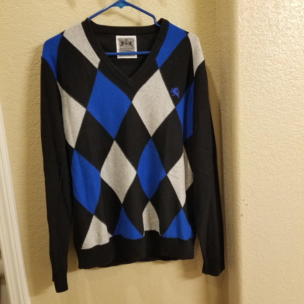 V-neck sweater